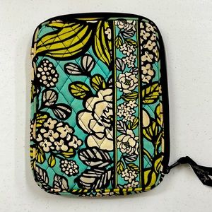 Vera Bradley Small Case